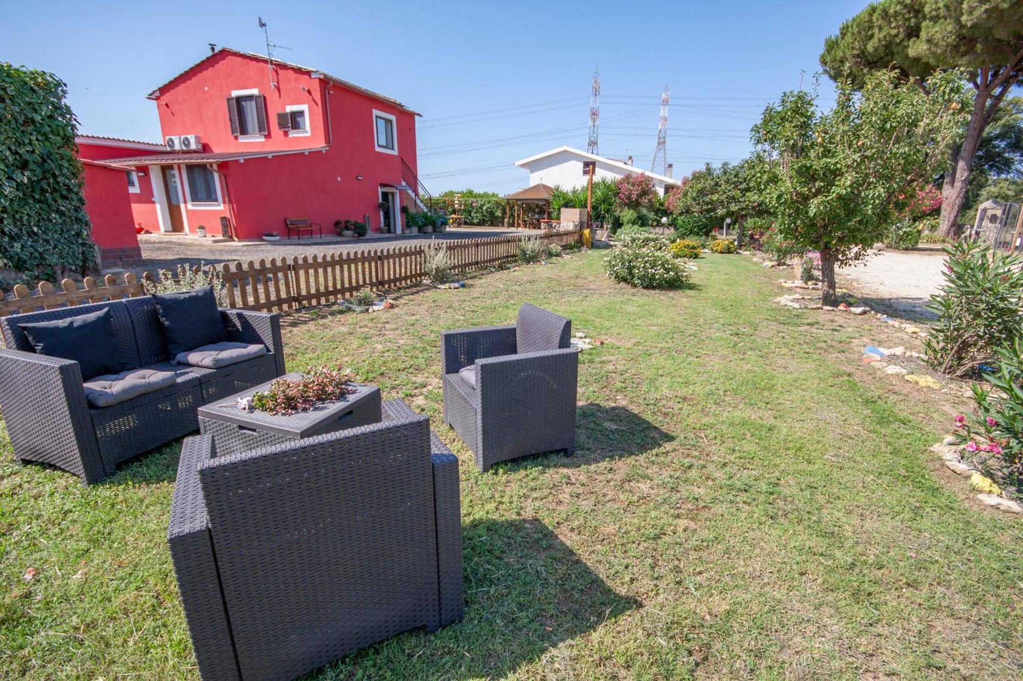 Agriturismo L'Istrice Di Gio モンタルト・ディ・カストロ エクステリア 写真