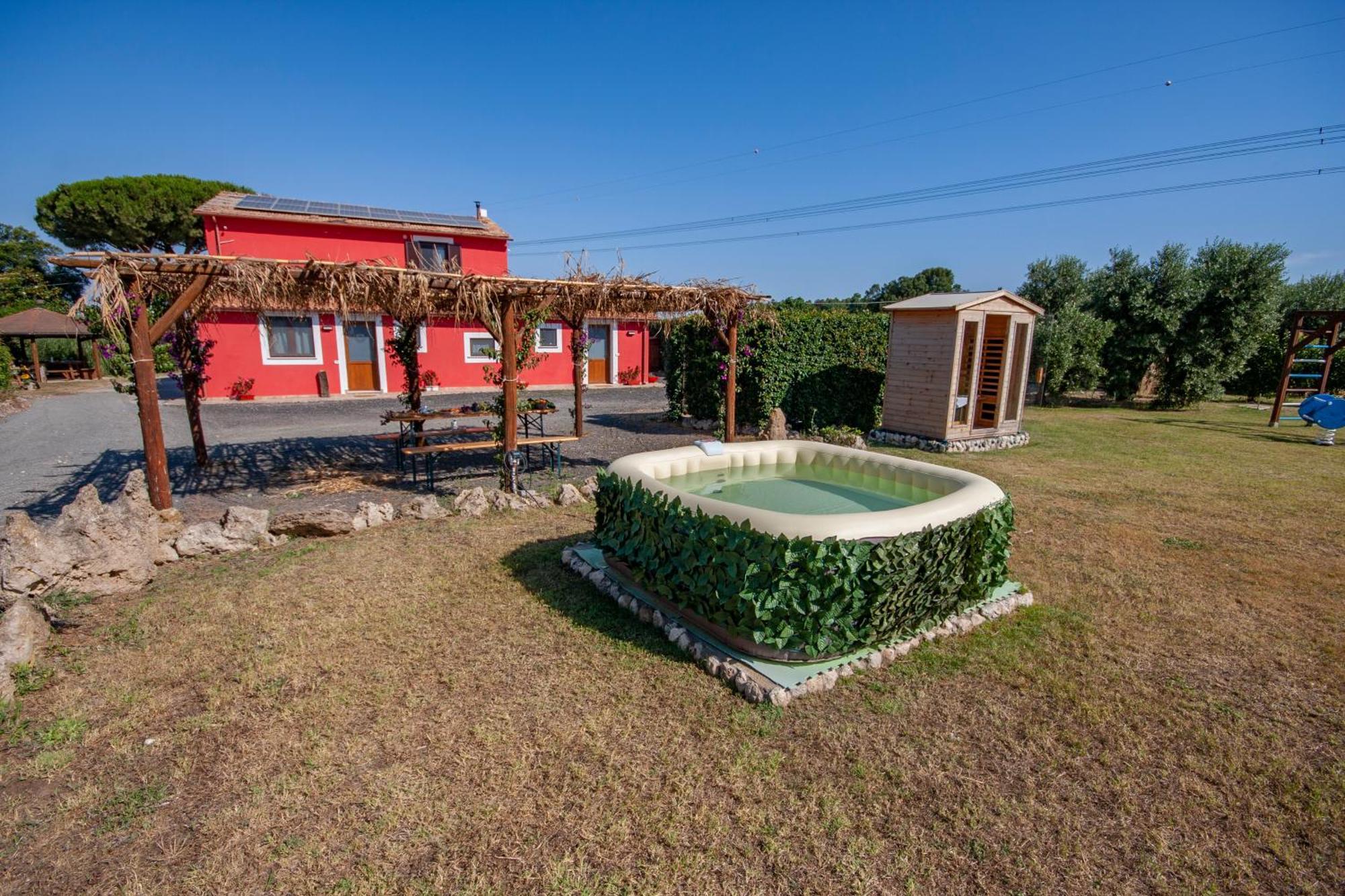 Agriturismo L'Istrice Di Gio モンタルト・ディ・カストロ エクステリア 写真